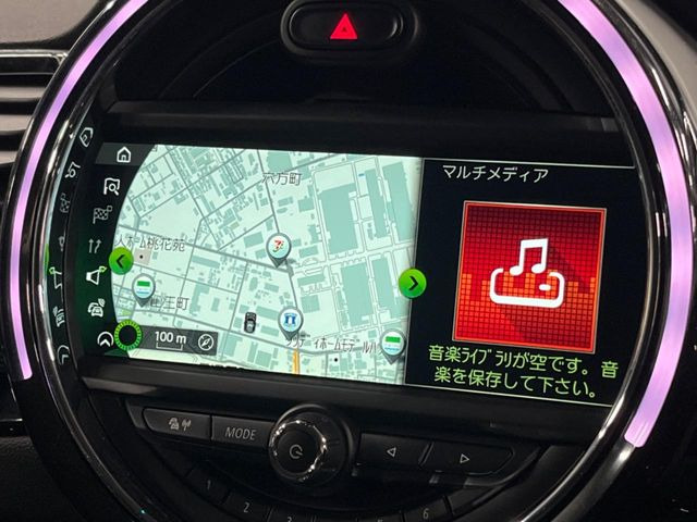 �������i�r:��̊��̂���i�r�́A����������ԓ������o���Ă���܂��B�I�[�f�B�I�@�\���[�����Ă���܂��̂ŁA�^�]�����y���߂܂���