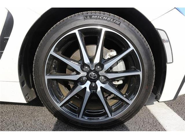 ���Ǝҗl�ւ̔̔��͂��f�肳���Ă��������܂��B �Ԍ������ԗ��̏ꍇ�́A�Ԍ����擾�������x�������z�ŕ\�����Ă���܂��B