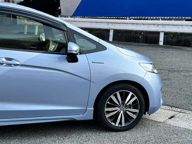 ���Ђ́A���q���܂̃j�[�Y�ɂ������o����悤�A�L�x�ȎԎ����葵���Ă���܂��B����芷���̍ۂ��A����A��낵�����肢�������܂��B