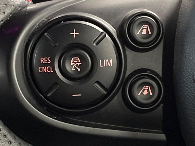 �����[�_�[�N���[�Y�R���g���[��:�O�̎ԂƂ̎Ԋԋ��������ɂƂ�A��葬�x�Ŏ������s���Ă���鎟����̃N���[�Y�R���g���[��!��ɍ������H�⎩���Ԑ�p���H�Ŏg�p����֗��ȋ@�\�ł�!