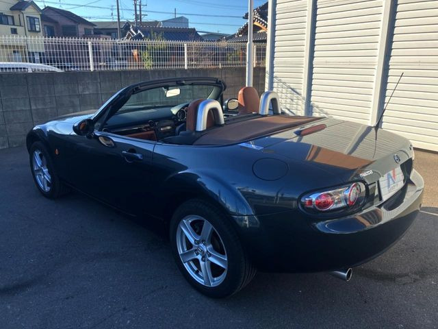 �����{���S��A�ޗǌ��E�a�̎R���ɂ��Z�܂��̂��q�l�̂����X�𑽂������Ă���܂��B