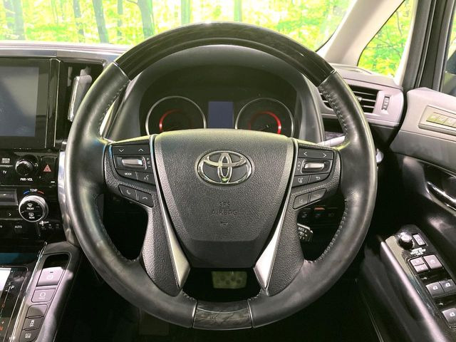 �y�����v�����X�e�A�����O�z�㎿�Ȋv���g�p���邱�ƂŁA��ɂ����������݂ƂĂ��^�]���₷���n���h���ł���