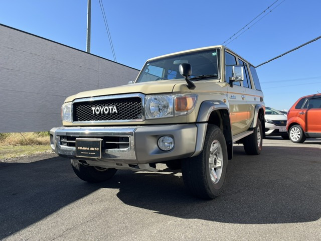 ランドクルーザー704.0 4WD