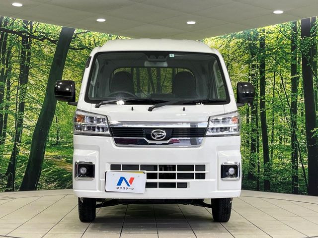 ���Ђł́A�S�ԁw�C�����Ȃ��x�̂��Ԃ̂ݎ�舵���Ă���܂��B��C�o�C���[�ɂ�錵�I�����d����̌�A���Ɍ�̎ԗ��`�F�b�N���s���A�l�N�X�e�[�W���F�肵�����i���Ȓ��ÎԂ����񋟂��Ă���܂��B