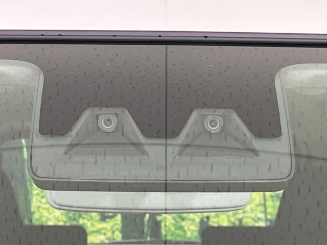 �y�X�}�[�g�A�V�X�g�z���s���ɑO���̎ԗ�����F�����A�Փ˂������Ȏ��͌x��ƃu���[�L�ŏՓˉ���Ɣ�Q�y�����A�V�X�g�B�����S�Ƀh���C�u�����y���݂��������܂��B