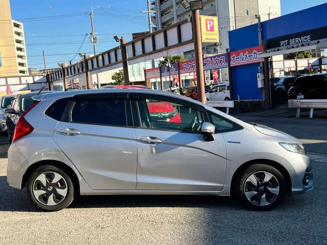 �O���[�v���݌ɐ�200��ȏ�!!�L�x�ȍ݌ɂ̒����炨�q�l�ɂ҂�����Ȉ�������Ă������܂�!!