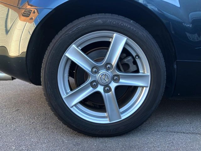 �������A���~!�������������ă��f���ʂɃf�U�C������Ă��܂��B�������S����K�ɍ������ʂ𔭊�����u�z�C�[���R�[�e�B���O�v�̎{�H����t��!���C�y�ɒS���c�Ƃ܂ł����k���������B