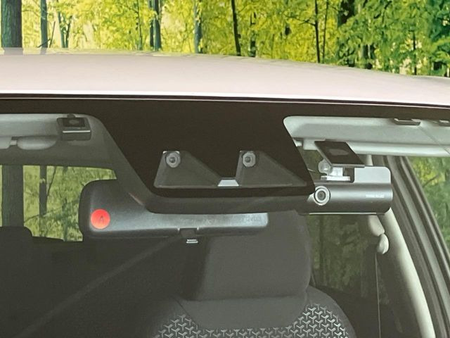 �y�g���^�Z�[�t�e�B�Z���X�z���s���ɑO���̎ԗ�����F�����A�Փ˂������Ȏ��͌x��ƃu���[�L�ŏՓˉ���Ɣ�Q�y�����A�V�X�g�B�����S�Ƀh���C�u�����y���݂��������܂��B