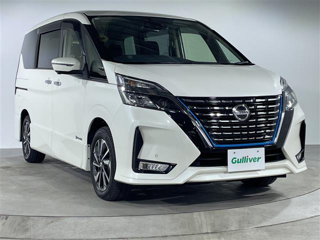 セレナ1.2 e-POWER ハイウェイスターV