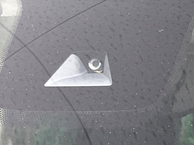 �y�C���e���W�F���g�G�}�[�W�F���V�[�u���[�L�z�t�����g�J�����őO���̎ԗ�����s�҂����m�B�Փ˂������Ȏ��͏Փ˔�Q�y���u���[�L���쓮�A�Փˉ�����T�|�[�g�B�����S�Ƀh���C�u�����y���݂��������܂��B