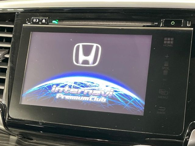 �y�����i�r�z�l�C�̏����i�r�𑕔����Ă���܂��B�i�r�̎g���₷���͂������A�I�[�f�B�I�@�\���[��!�L�����v�◷�s�͂������A�ʋ΂┃�����ȂǕ��i�̃h���C�u���y�����Ȃ�͂���