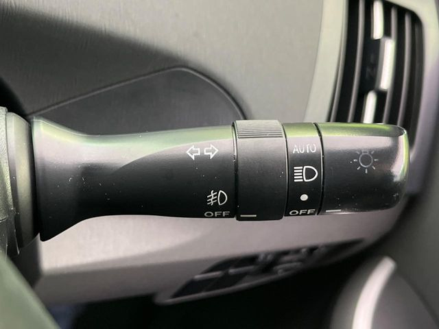 �y�I�[�g���C�g�z����̖��邳�ɉ����Ď����Ńw�b�h���C�g�̓_���E�������ł���@�\�ł�!���C�g�̕t���Y��E�����Y��Ȃǂ������Ȃ�A�J�̓���[���̑��s�����S!�g���l���ʉߎ����֗��ł��ˁ�