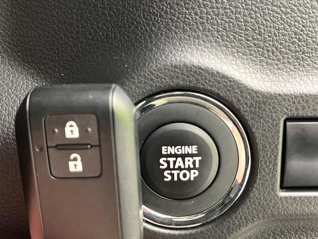 �y�L�[���X�X�^�[�g�V�X�e���z�J�o����|�P�b�g�ɓ��ꂽ�܂܂ł��h�A�̎{���E�������\�ȃX�}�[�g�L�[�𑕔��B�G���W���̃I���E�I�t�����J�M�����o���K�v����������Ƃ��Ă��֗��ł���