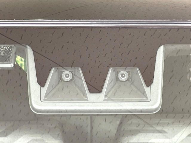 �y�X�}�[�g�A�V�X�g�z���s���ɑO���̎ԗ�����F�����A�Փ˂������Ȏ��͌x��ƃu���[�L�ŏՓˉ���Ɣ�Q�y�����A�V�X�g�B�����S�Ƀh���C�u�����y���݂��������܂��B