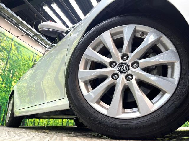 �y����17�C���`�A���~�z�C�[���z�O�ςɃ}�b�`���������A���~�z�C�[���𑕒����Ă���܂��B�e��ЊO�A���~�z�C�[����A�X�^�b�h���X�^�C�����戵�����Ă���܂��B���񂲑��k����������