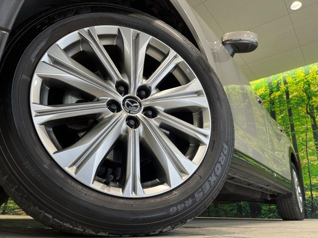 �y����19�C���`�A���~�z�C�[���z�O�ςɃ}�b�`���������A���~�z�C�[���𑕒����Ă���܂��B�e��ЊO�A���~�z�C�[����A�X�^�b�h���X�^�C�����戵�����Ă���܂��B���񂲑��k����������