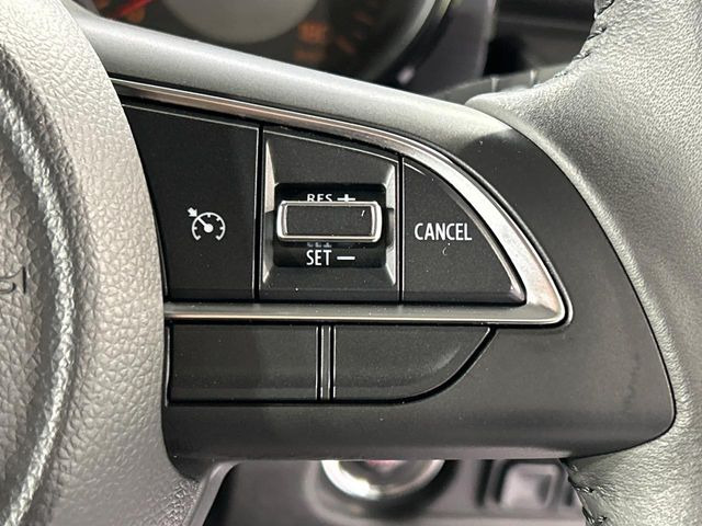 �y�N���[�Y�R���g���[���z�������H�����N���N���s�B�A�N�Z���𗣂��Ă���葬�x�ő��s���ł��A�������^�]���̕��S���y��!�����E�������ȒP�ȃX�C�b�`����Œ����ł��܂��B