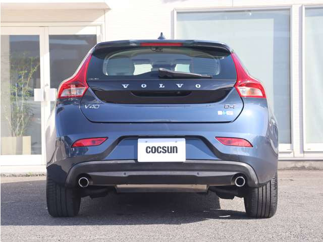 ���s�^�G���W���ɂ̓{���{�̔F�؂��擾����MOTUL�̍����I�C��SPECIFIC RBS0-2AE(0W-20)���g�p���܂��B