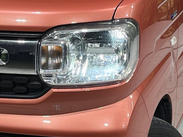 �yLED�w�b�h���C�g�z���V����ԑ��s�����ǍD�Ȏ��E���m�ۂ����S���ĉ^�]�ł��鍂�P�xLED�w�b�h���C�g�𑕔�!�_�����x�������A����d�͂��}�����Ă��܂��B