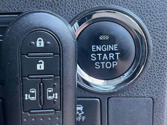 �y�L�[�t���[�V�X�e���z�J�o����|�P�b�g�ɓ��ꂽ�܂܂ł��h�A�̎{���E�������\�ȃX�}�[�g�L�[�𑕔��B�G���W���̃I���E�I�t�����J�M�����o���K�v����������Ƃ��Ă��֗��ł���