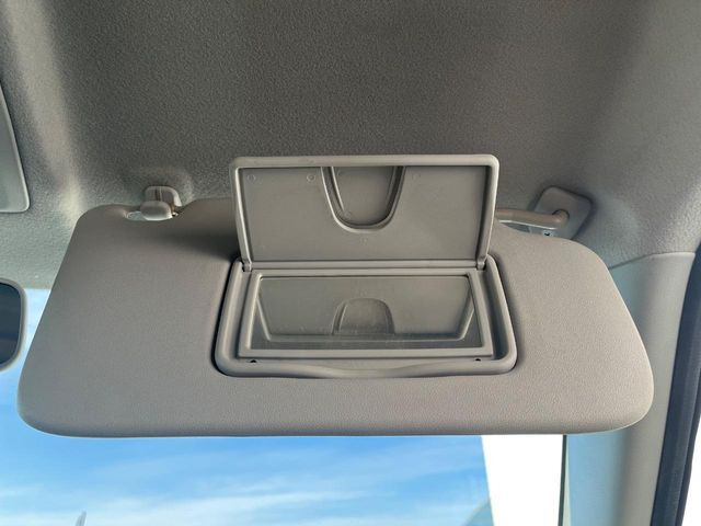 �y�o�j�e�B�~���[�z�T���o�C�U�[���ɐݒu���ꂽ�~���[�Őg�����Ȃ݃`�F�b�N!������Ƃ������C�N�����ɂ����􂵂܂���