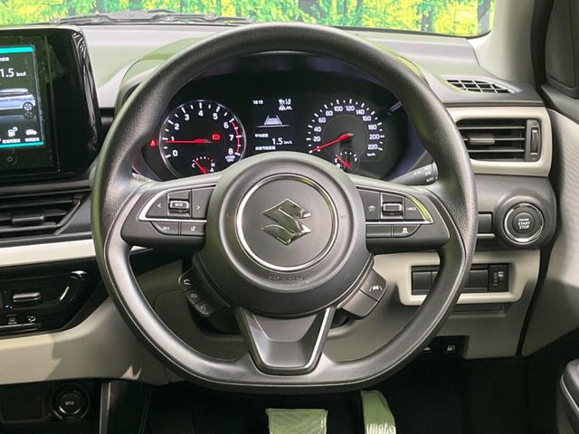 �y�X�e�A�����O�X�C�b�`�z�^�]���A�O������ڐ������炷���ƂȂ��A�I�[�f�B�I���̑��삪�\�ȕ֗��@�\!���S&���K�ȃh���C�u�����o���Ă���܂���