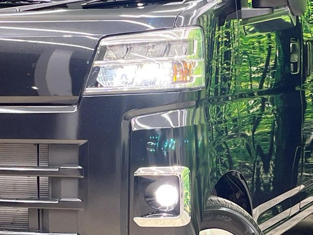 �yLED�w�b�h���C�g�z���V����ԑ��s�����ǍD�Ȏ��E���m�ۂ����S���ĉ^�]�ł��鍂�P�xLED�w�b�h���C�g�𑕔�!�_�����x�������A����d�͂��}�����Ă��܂��B