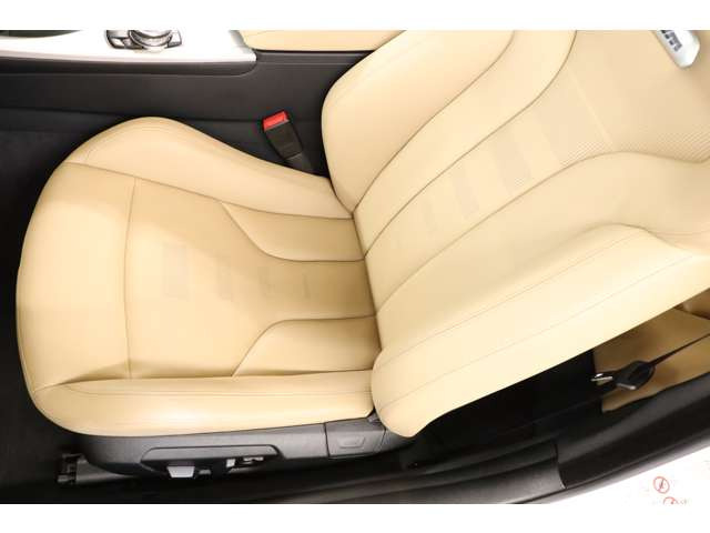 �R���f�B�V�����̗ǂ�F�^M4�͐������炷����ł������܂��̂ŁA���񂱂̋@��ɂ��₢���킹���������܂��B�����X�̍ۂɂ͗\�߂��\�񂢂������܂��ƃX���[�Y�Ȃ��ē����\�ł������܂��B