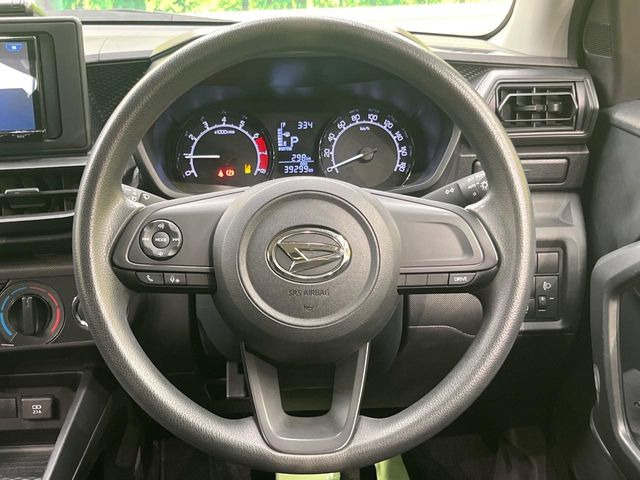 �y�X�e�A�����O�X�C�b�`�z�^�]���A�O������ڐ������炷���ƂȂ��A�I�[�f�B�I���̑��삪�\�ȕ֗��@�\!���S&���K�ȃh���C�u�����o���Ă���܂���