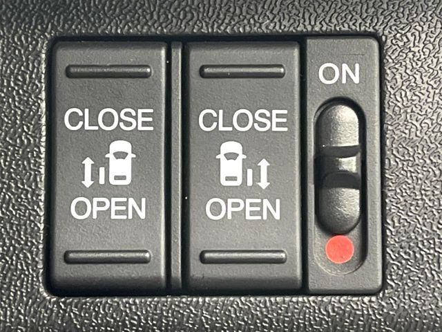 �y�����p���[�X���C�h�h�A�z�X�}�[�g�L�[��^�]�Ȃ̃X�C�b�`�Ō�ȗ����X���C�h�h�A�̊J���\���d��������͂����ăh�A���J����K�v�������A�����Ȃ��q�l�ł��ȒP�ɊJ���߂ł����K�ł���