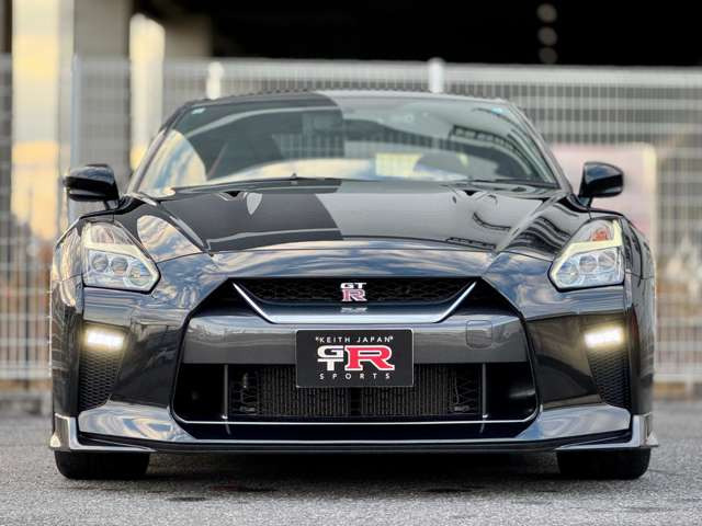 �����GT-R35 �O���[�h�̓g���b�NED�ł��B���x�����@�Ȃǂ��C�y�ɂ����k���������܂��B���q�l�ɂ������ԍσv�����̂��񎦁A�܂��̓I�v�V�����v�����Ȃǂ��񎦂����Ă��������܂��B