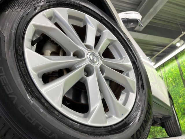 �y����17�C���`�A���~�z�C�[���z�O�ςɃ}�b�`���������A���~�z�C�[���𑕒����Ă���܂��B�e��ЊO�A���~�z�C�[����A�X�^�b�h���X�^�C�����戵�����Ă���܂��B���񂲑��k����������