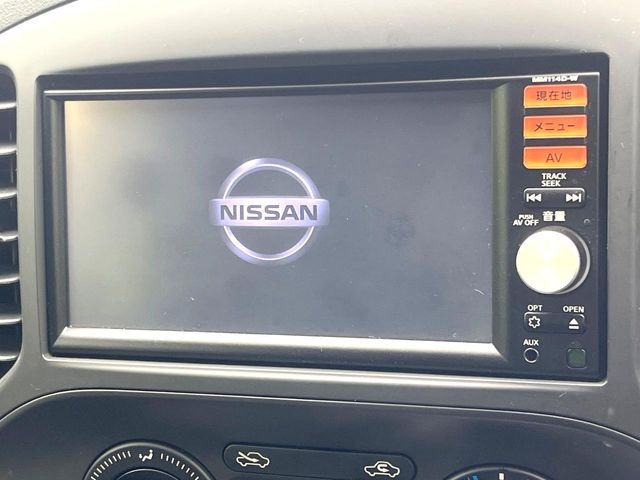 �y�����i�r�z�l�C�̏����i�r�𑕔����Ă���܂��B�i�r�̎g���₷���͂������A�I�[�f�B�I�@�\���[��!�L�����v�◷�s�͂������A�ʋ΂┃�����ȂǕ��i�̃h���C�u���y�����Ȃ�͂���