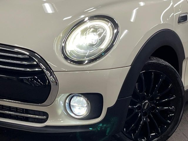 ��LED�w�b�h���C�g:��ԑ��s�����ǍD�Ȏ��E���m�ۂ����S���ĉ^�]�ł��鍂�P�xLED�w�b�h���C�g�𑕔�!�_�����x�������A����d�͂��}�����Ă��܂��B