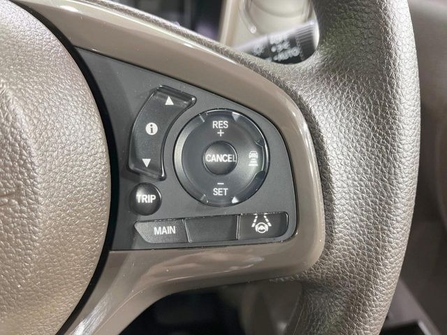 �y�A�_�v�e�B�u�N���[�Y�R���g���[���z�������H�ł̒��������s���y��!!�����ő��x��ۂN���[�Y�R���g���[�����A�Փˌy���V�X�e���ƘA�g���A�O���̎ԗ������m���ĎԊԂ�ۂ悤�ɑ��x���߂��Ă���܂�!!