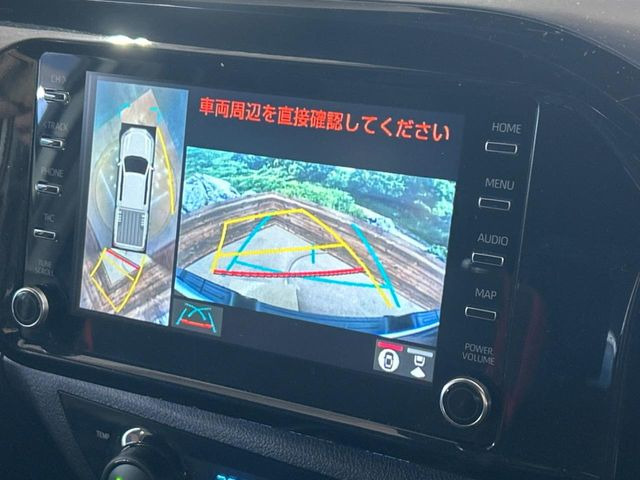 �y8�C���` �f�B�X�v���C�I�[�f�B�I�z���ʂ̃f�B�X�v���C��AppleCarPlay��AndroidAuto�����p�\�B�傫�ȉ�ʂŃX�}�z�i�r�A�v���������p���������܂���