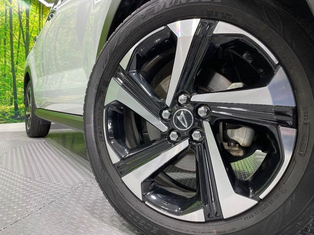 �y�O���[�h��p����17�C���`�A���~�z�C�[���z�f�U�C�����̍��������A���~�z�C�[���𑕒����Ă���܂��B�e��ЊO�A���~�z�C�[����A�X�^�b�h���X�^�C�����戵�����Ă���܂��B���񂲑��k����������