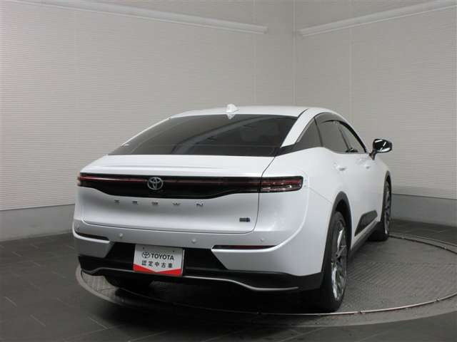 クラウンクロスオーバー2.5 G アドバンスト レザー パッケージ E-Four 4WD