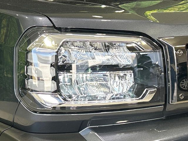 �yLED�w�b�h���C�g�z���V����ԑ��s�����ǍD�Ȏ��E���m�ۂ����S���ĉ^�]�ł��鍂�P�xLED�w�b�h���C�g�𑕔�!�_�����x�������A����d�͂��}�����Ă��܂��B