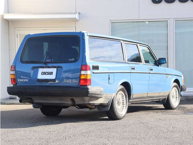 �G���W���I�C���̓t�����X��MOTUL(���`���[��)���g�p���Ă��܂��B�V���{���{�e���f���ɓK������قȂ�S�x�̃I�C�������p�ӂ��Ă��܂��B