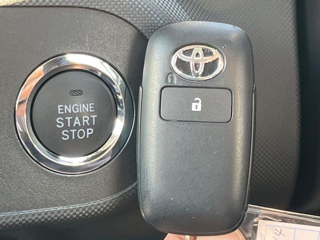 �y�L�[�t���[�V�X�e���z�J�o����|�P�b�g�ɓ��ꂽ�܂܂ł��h�A�̎{���E�������\�ȃX�}�[�g�L�[�𑕔��B�G���W���̃I���E�I�t�����J�M�����o���K�v����������Ƃ��Ă��֗��ł���