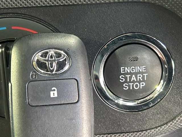 �y�X�}�[�g�L�[�z�J�o����|�P�b�g�ɓ��ꂽ�܂܂ł��h�A�̎{���E�������\�ȃX�}�[�g�L�[�𑕔��B�G���W���̃I���E�I�t�����J�M�����o���K�v����������Ƃ��Ă��֗��ł���