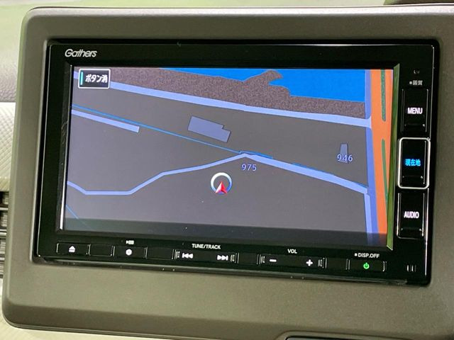 �y�����i�r�z�l�C�̏����i�r�𑕔����Ă���܂��B�i�r�̎g���₷���͂������A�I�[�f�B�I�@�\���[��!�L�����v�◷�s�͂������A�ʋ΂┃�����ȂǕ��i�̃h���C�u���y�����Ȃ�͂���