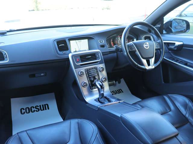 �h�C�c�̃{���{���`���[�j���O���[�J�[HEICO SPORTIV�̐��K�̔��X���t���ƈ��m���ɂ�HEICO SPORTIV�v���~�A���p�[�g�i�[KANTO / TOKAI�Ƃ��ĉ^�c�����Ă��܂��B