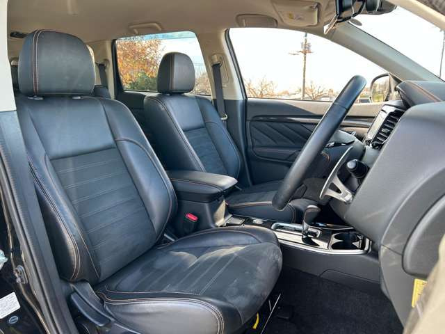 ���������������ɗL��������܂��B�yGLOBAL CREST�K��X�z ��ʌ��K��s��1000�؂قǂ̍L��ȕ~�n�ɏ펞150��ȏ�W�����Ă���܂��B�����ł��������������Ƃ��\�ł��B