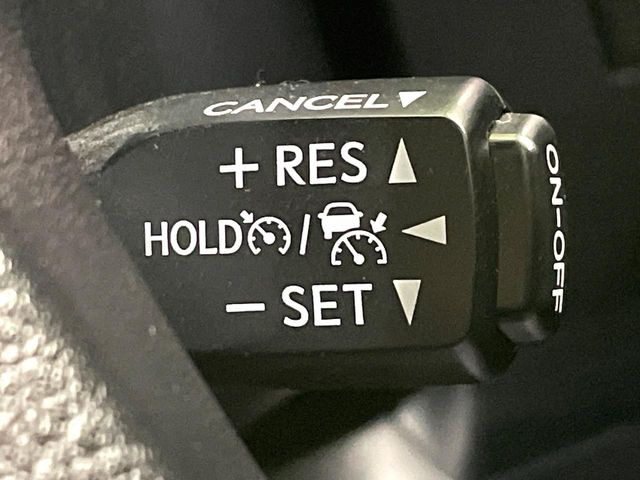 �y���[�_�[�N���[�Y�R���g���[���z�������H�ł̒��������s���y��!!�����ő��x��ۂN���[�Y�R���g���[�����A�Փˌy���V�X�e���ƘA�g���A�O���̎ԗ������m���ĎԊԂ�ۂ悤�ɑ��x���߂��Ă���܂�!!