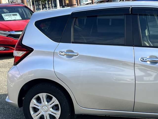 ���Ђ́A���q���܂̃j�[�Y�ɂ������o����悤�A�L�x�ȎԎ����葵���Ă���܂��B����芷���̍ۂ��A����A��낵�����肢�������܂��B