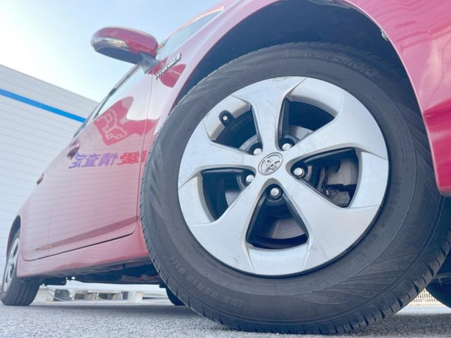 �y�����A���~�z�C�[���z�O�ςɃ}�b�`���������A���~�z�C�[���𑕒����Ă���܂��B�e��ЊO�A���~�z�C�[����A�X�^�b�h���X�^�C�����戵�����Ă���܂��B���񂲑��k����������