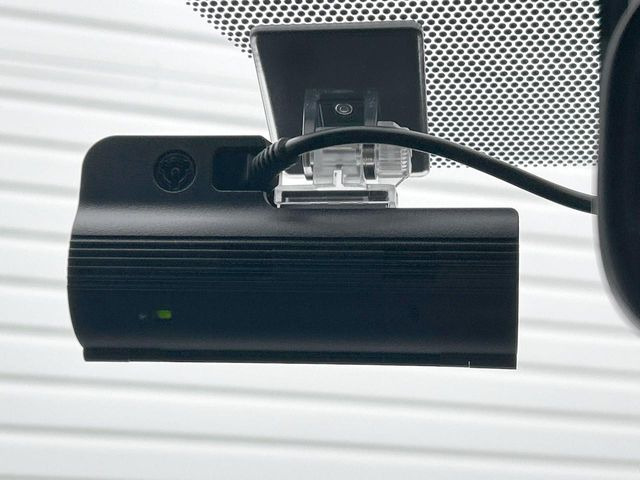 �y�h���C�u���R�[�_�[�z���S�E���S�ȃJ�[���C�t�ɕK�{�̃h���C�u���R�[�_�[�𑕔�!���s���͂������A������^�]�⎖�̂ɑ��������ۂ̏󋵂��f���ŋL�^���A����̃��X�N�ɔ����܂��B