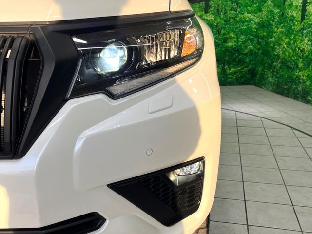 �yLED�w�b�h���C�g�z���V����ԑ��s�����ǍD�Ȏ��E���m�ۂ����S���ĉ^�]�ł��鍂�P�xLED�w�b�h���C�g�𑕔�!�_�����x�������A����d�͂��}�����Ă��܂��B